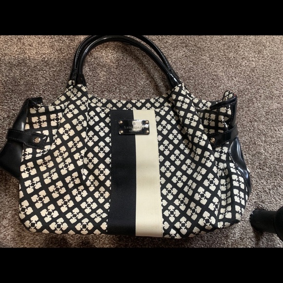 Black and white Kate spade medium size bag - Picture 1 of 2